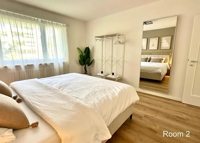 Cosy - 2 Bedroom & Free Parking - Lejlighed