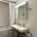 Cosy - 2 Bedroom & Free Parking - Appartamento Berna